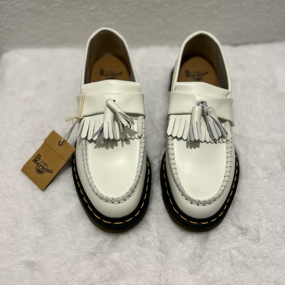 HP🎉NWT Dr Marten Adrian Tassle White Loafers - Picture 12 of 14